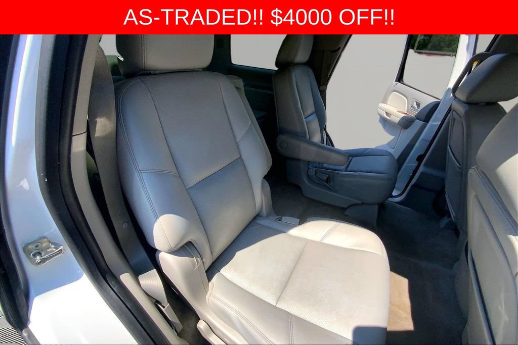 Used 2013 GMC Yukon SLT w/ SLT-2 Equipment Package RWD image 15