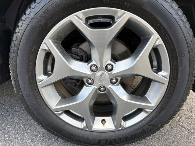 Used 2016 Subaru Forester 2.5i Touring w/ Eyesight & Navigation System AWD/4WD image 8