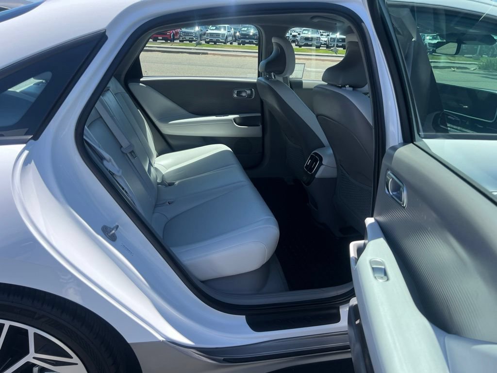 Used 2024 Hyundai Ioniq 6 SEL RWD image 47