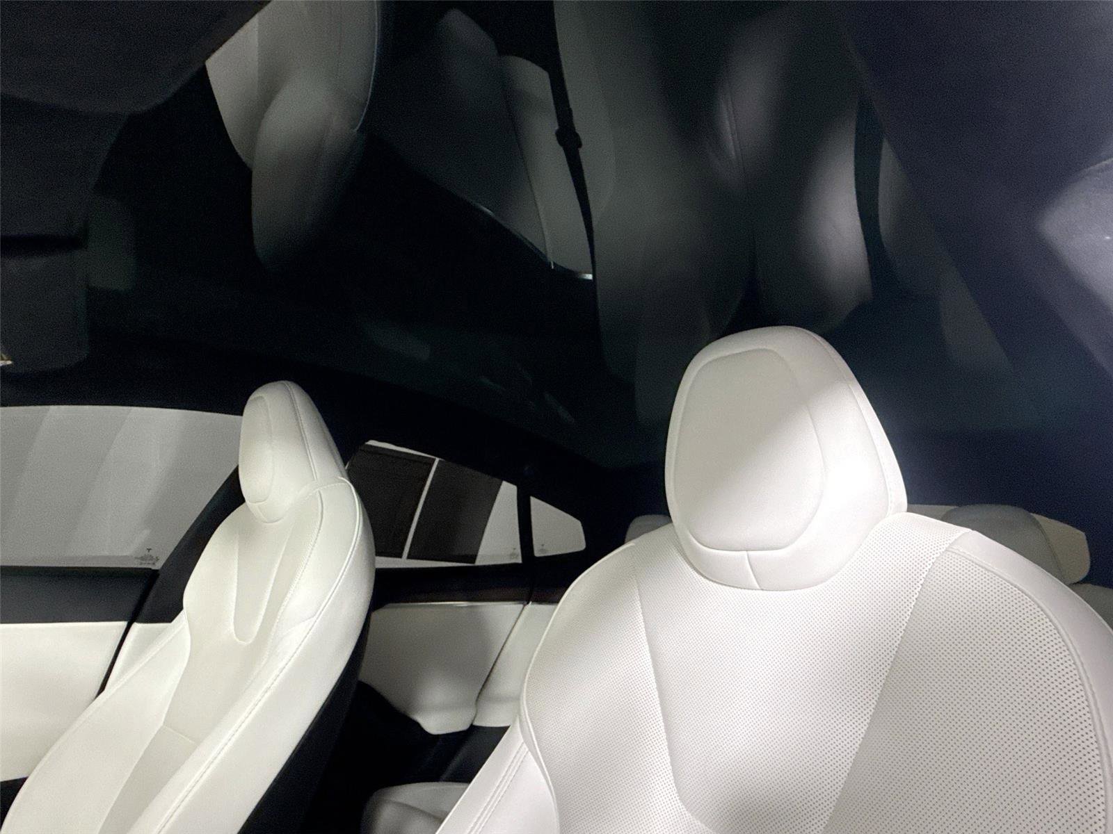 Used 2022 Tesla Model S image 6