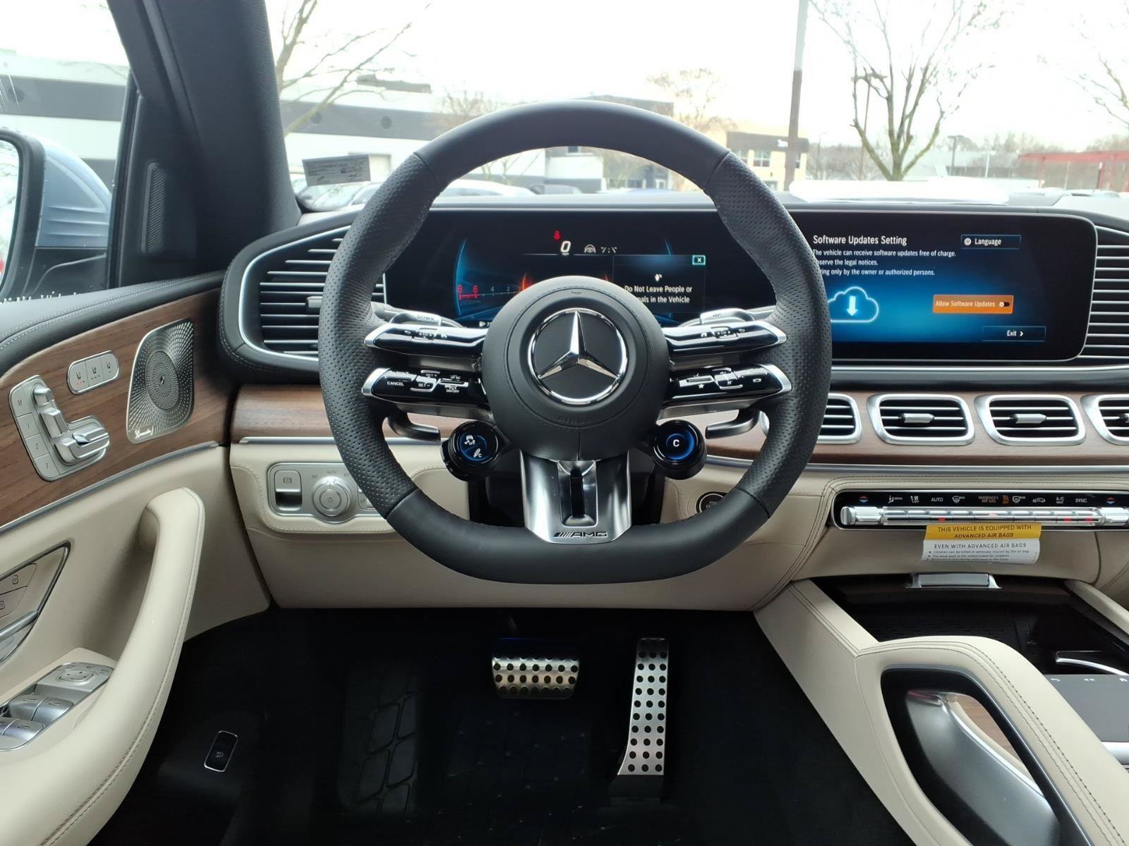 New 2026 Mercedes-Benz GLE 53 AMG 4MATIC Coupe image 32