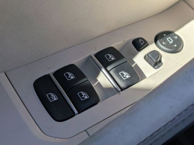 Used 2023 BMW X6 xDrive40i w/ Premium Package image 19