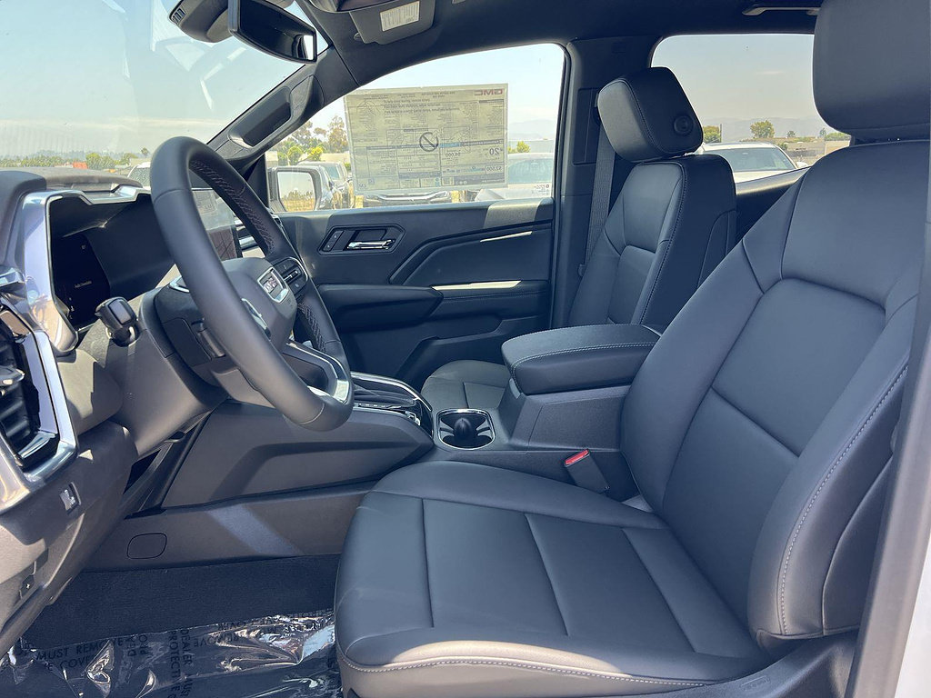 New 2026 GMC Canyon Elevation w/ Convenience Package RWD image 23