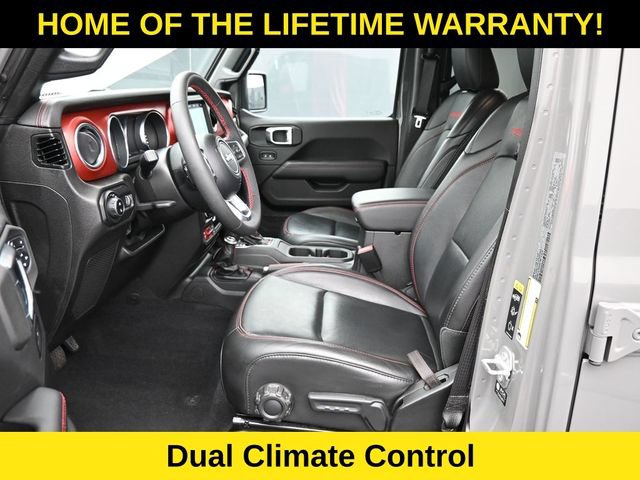 Used 2023 Jeep Gladiator Rubicon w/ Cold Weather Group AWD/4WD image 14