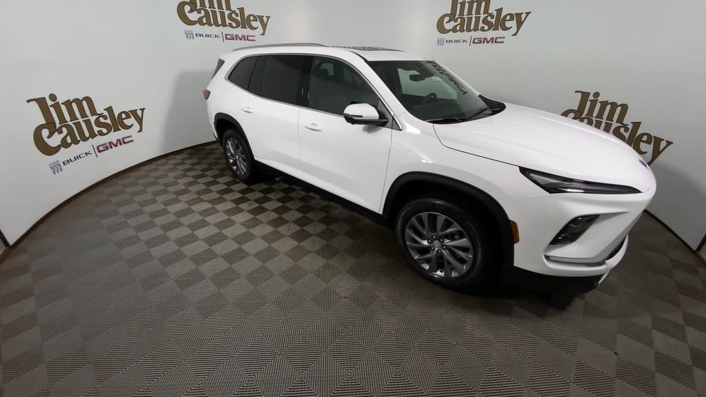 Used 2026 Buick Enclave Preferred w/ Power Package AWD/4WD image 2