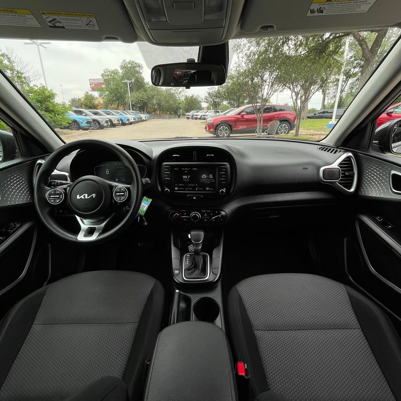Used 2024 Kia Soul LX w/ Option Group 015 FWD image 10