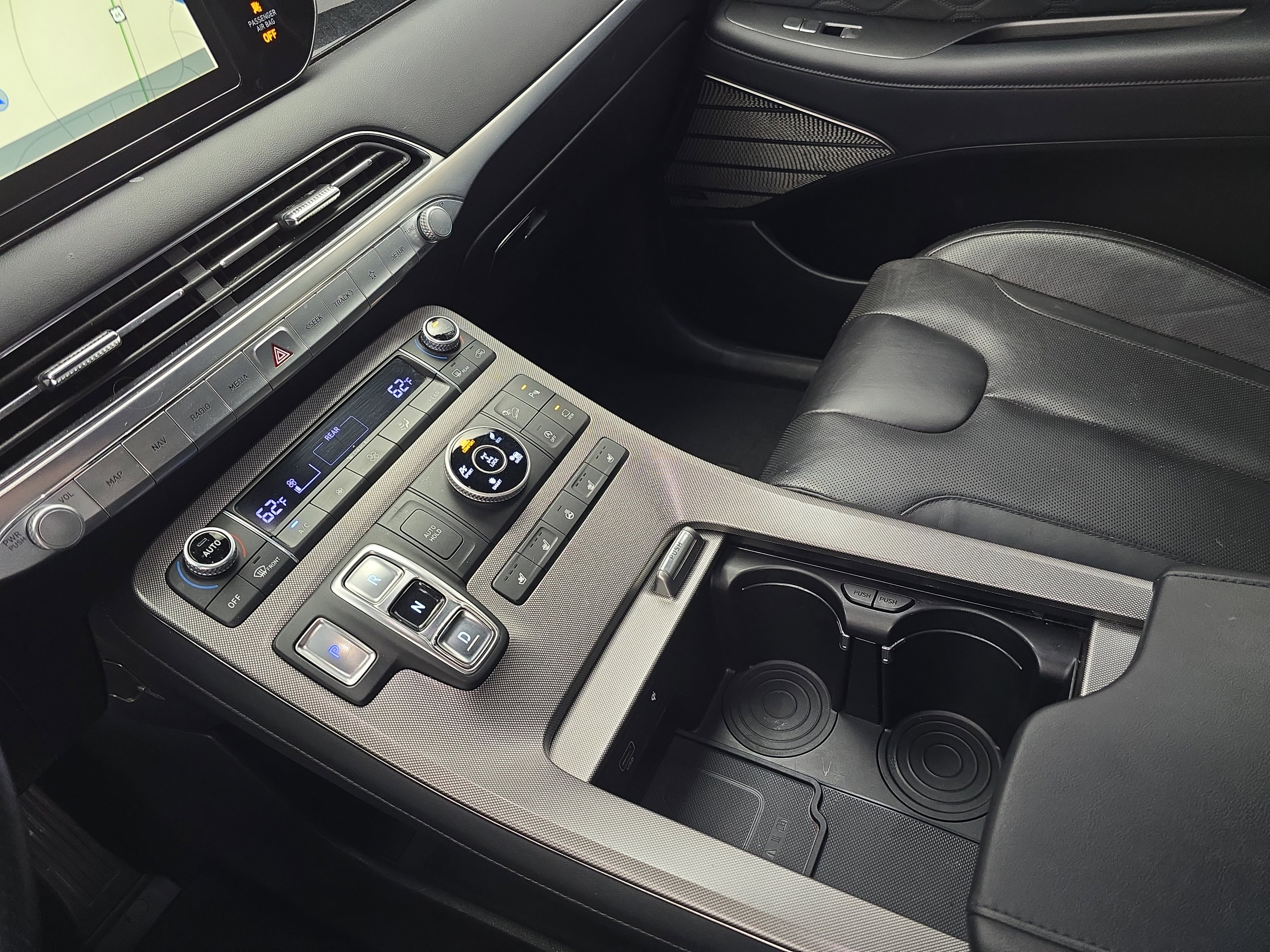 Used 2020 Hyundai Palisade Limited image 27