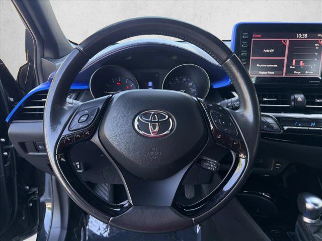 Used 2020 Toyota C-HR XLE FWD image 15