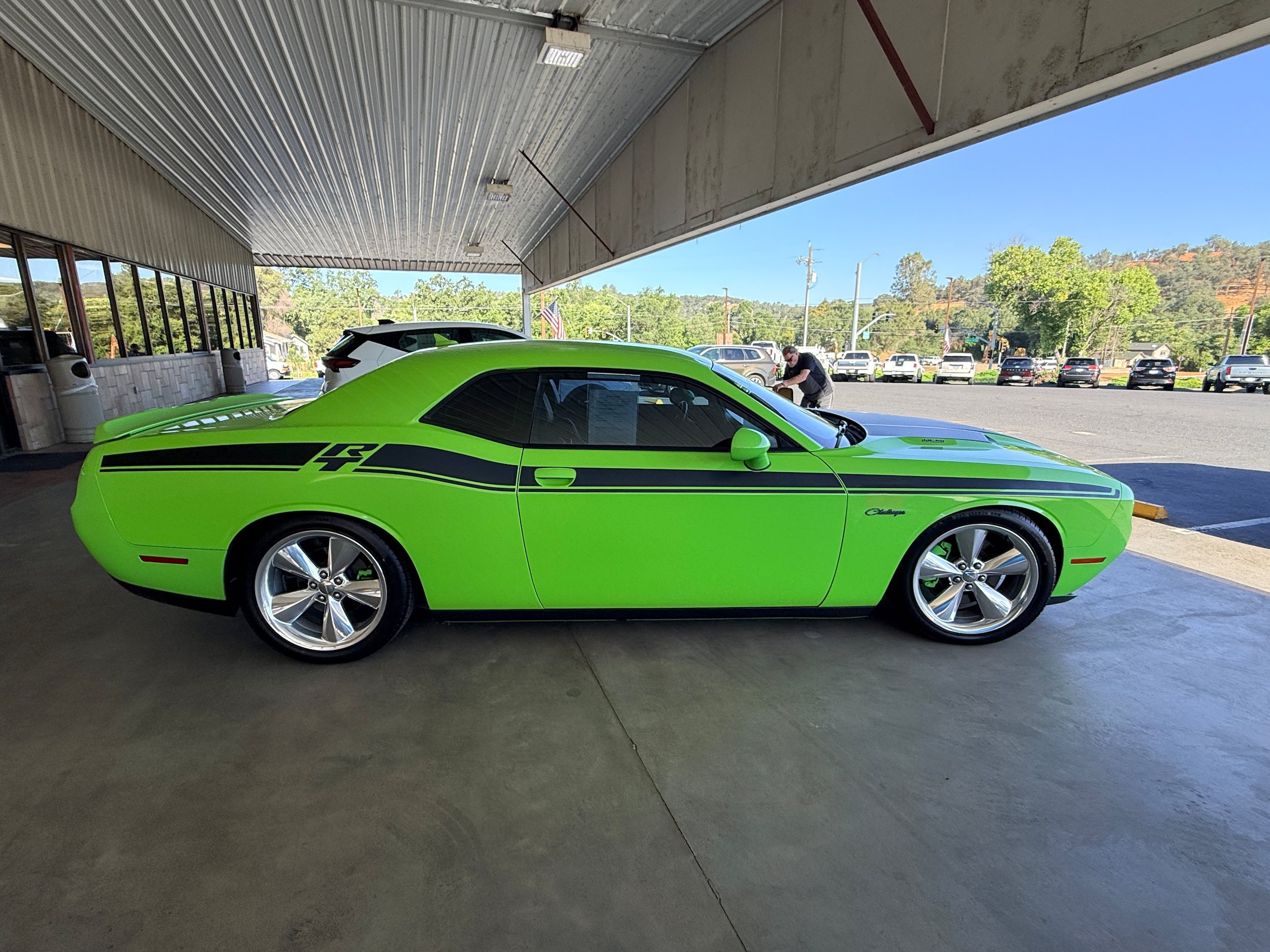 Used 2015 Dodge Challenger R/T Plus RWD image 5