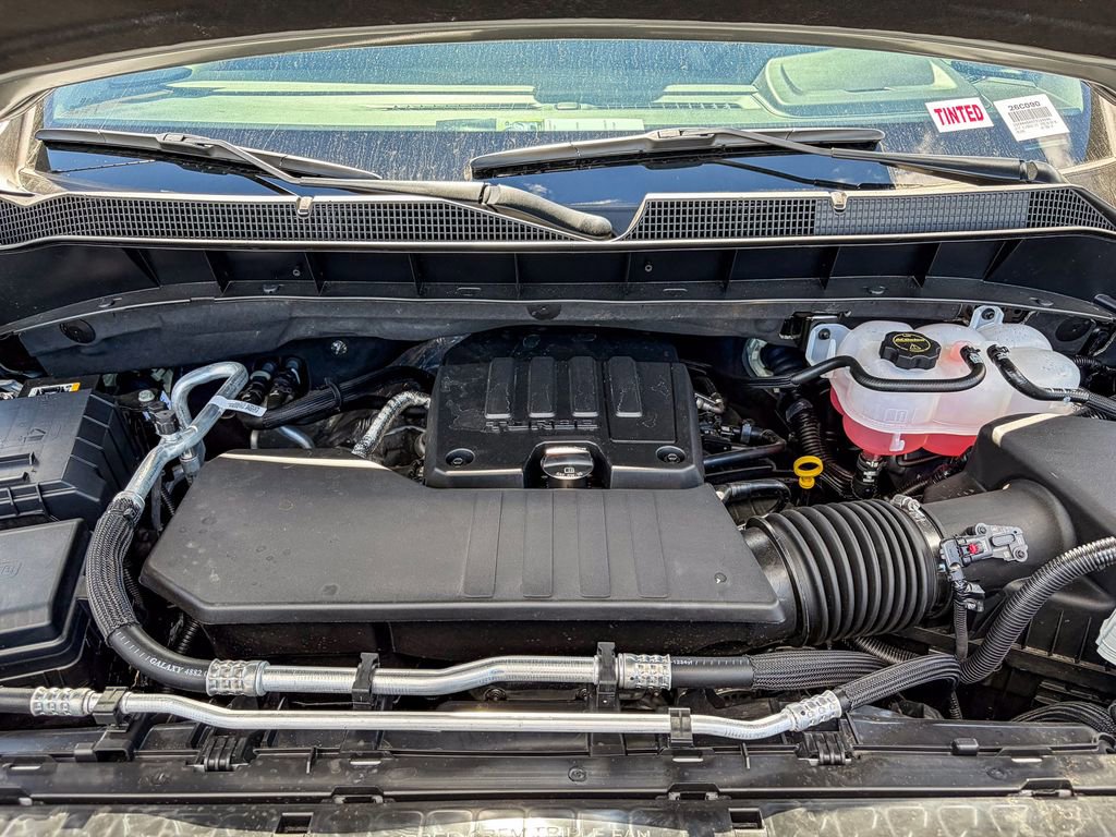 Used 2026 Chevrolet Silverado 1500 LT image 25