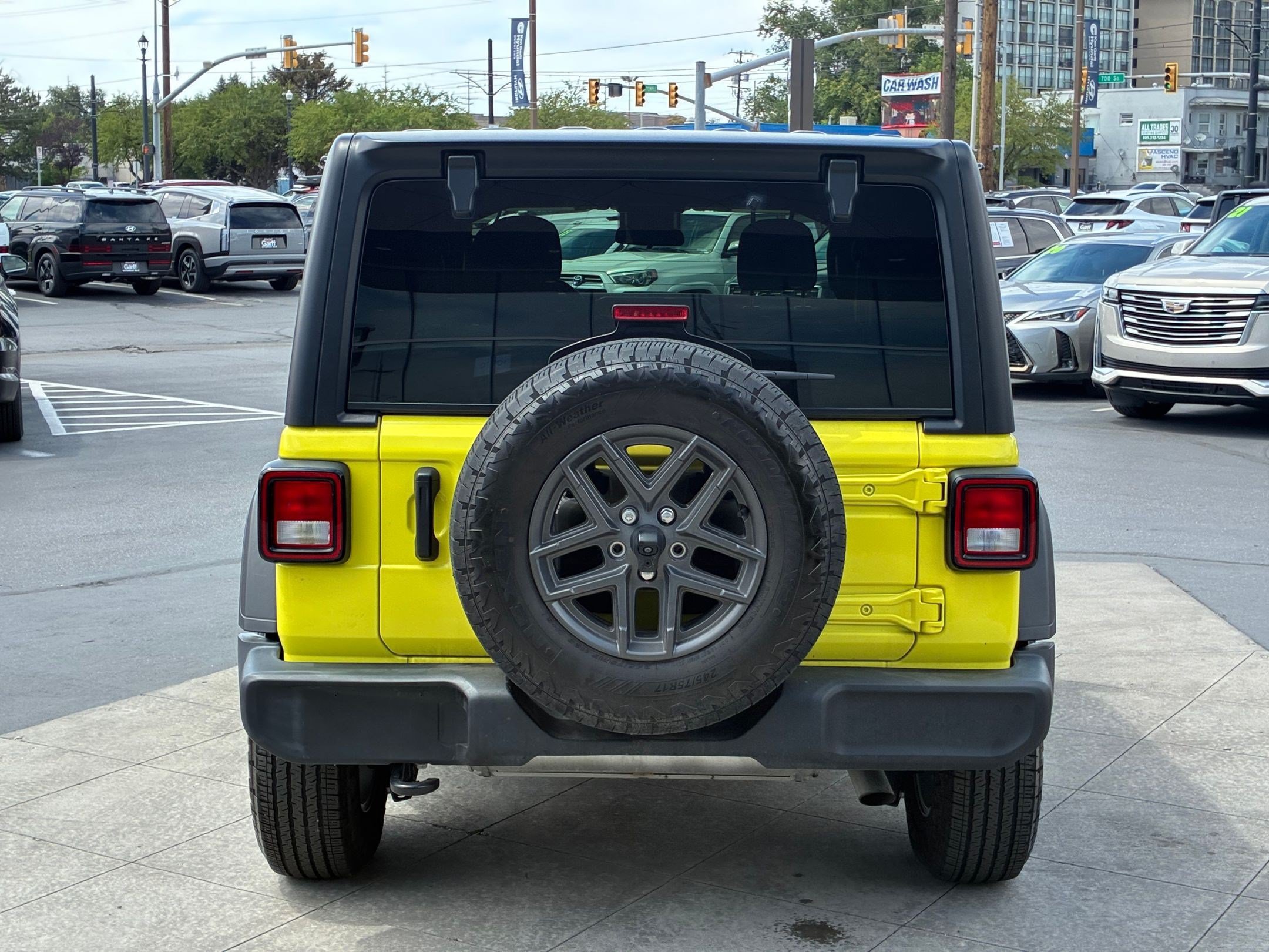 Used 2024 Jeep Wrangler Unlimited Sport AWD/4WD image 5