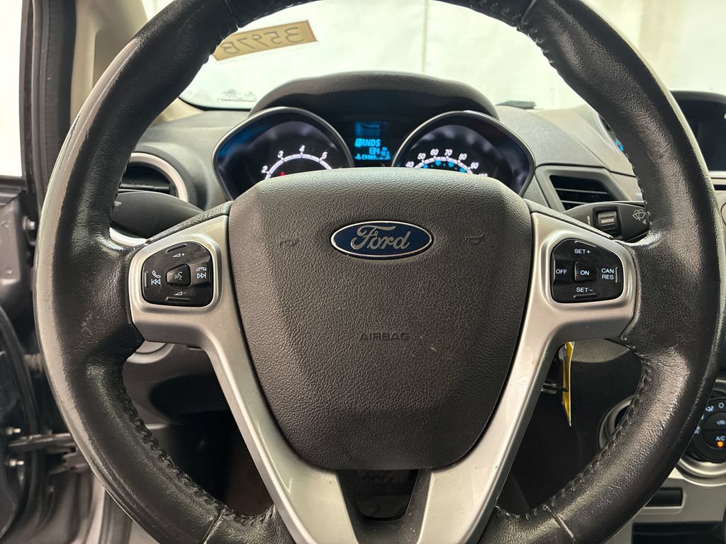 Used 2014 Ford Fiesta SE FWD image 11