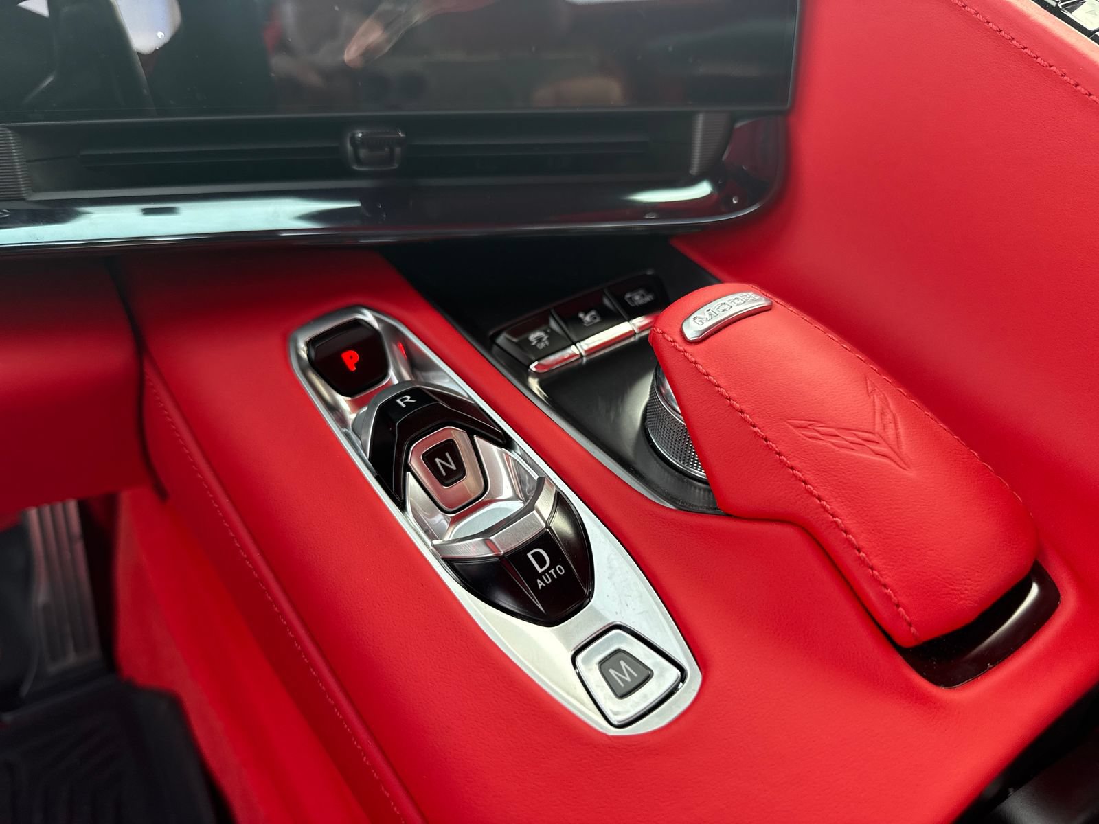 Used 2024 Chevrolet Corvette Stingray Premium Conv w/ Z51 Performance Package RWD image 20