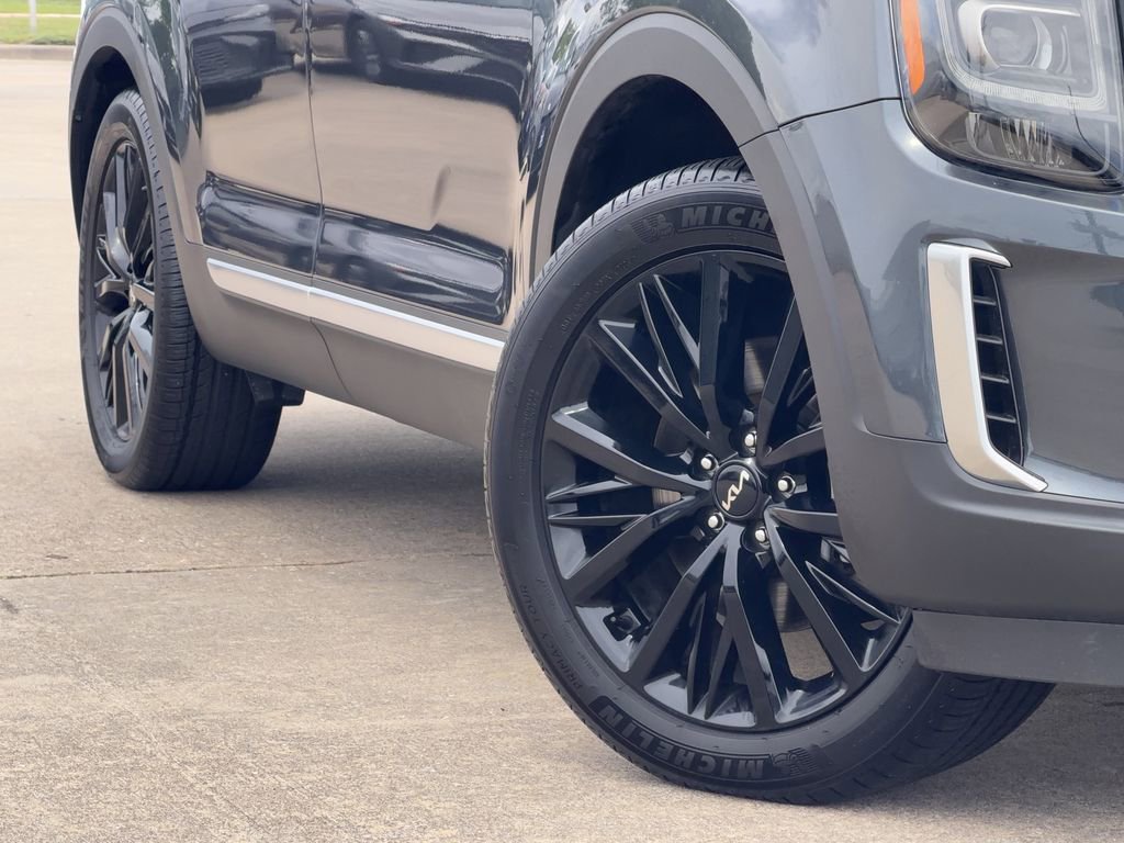 Used 2022 Kia Telluride SX w/ SX Prestige Package AWD/4WD image 11