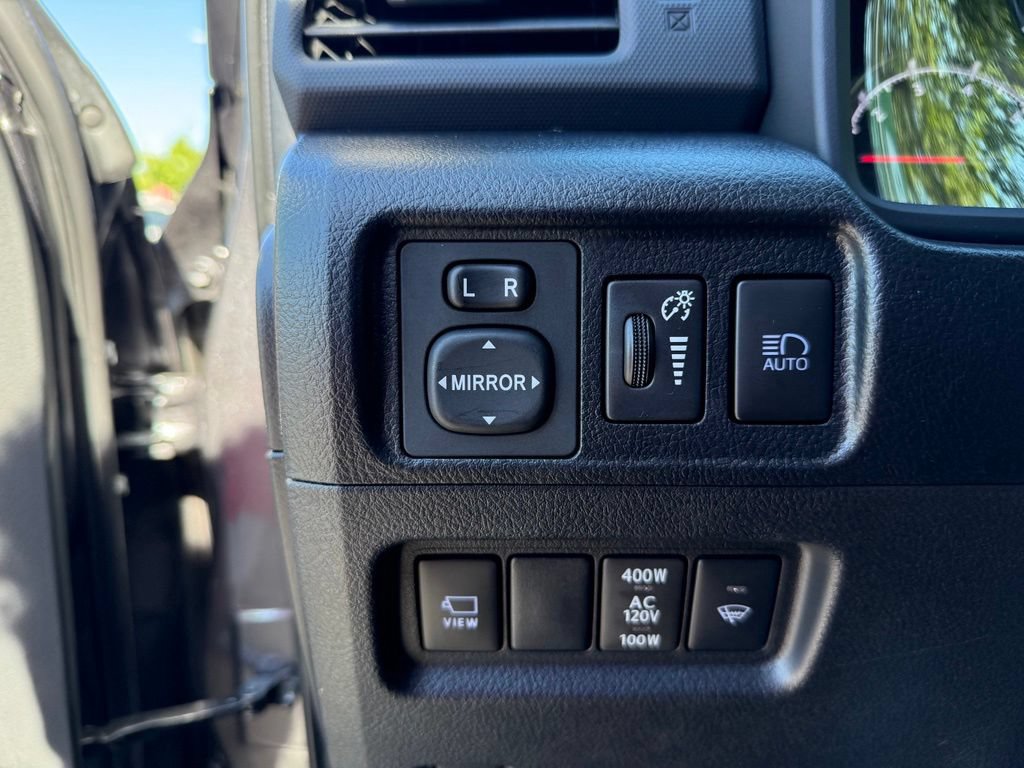 Certified 2022 Toyota 4Runner Limited AWD/4WD image 14