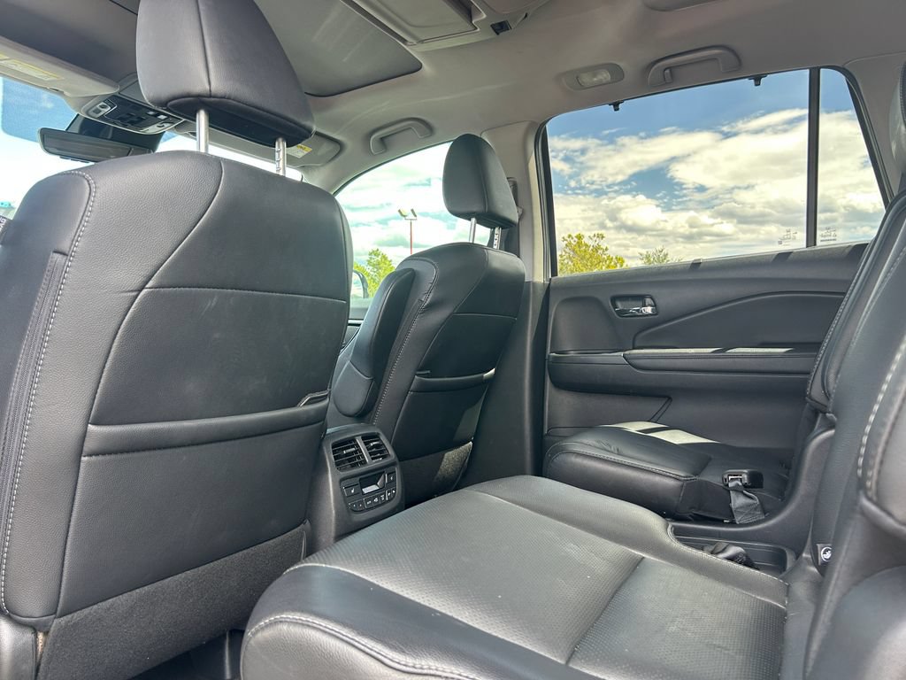 Used 2020 Honda Pilot Elite image 33