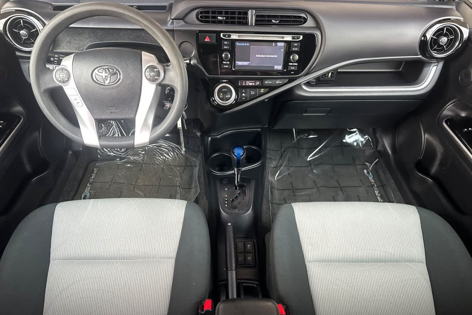 Used 2016 Toyota Prius C Two FWD image 3
