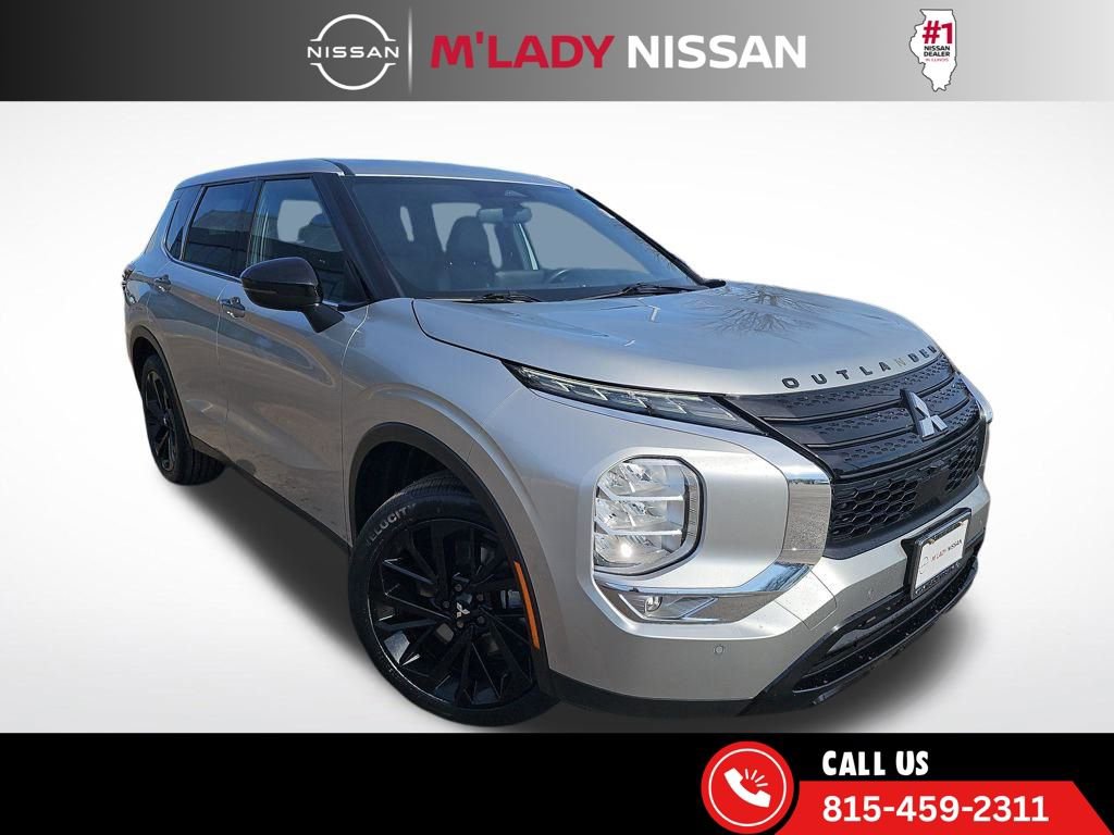 Used 2022 Mitsubishi Outlander SEL Black Edition image 1