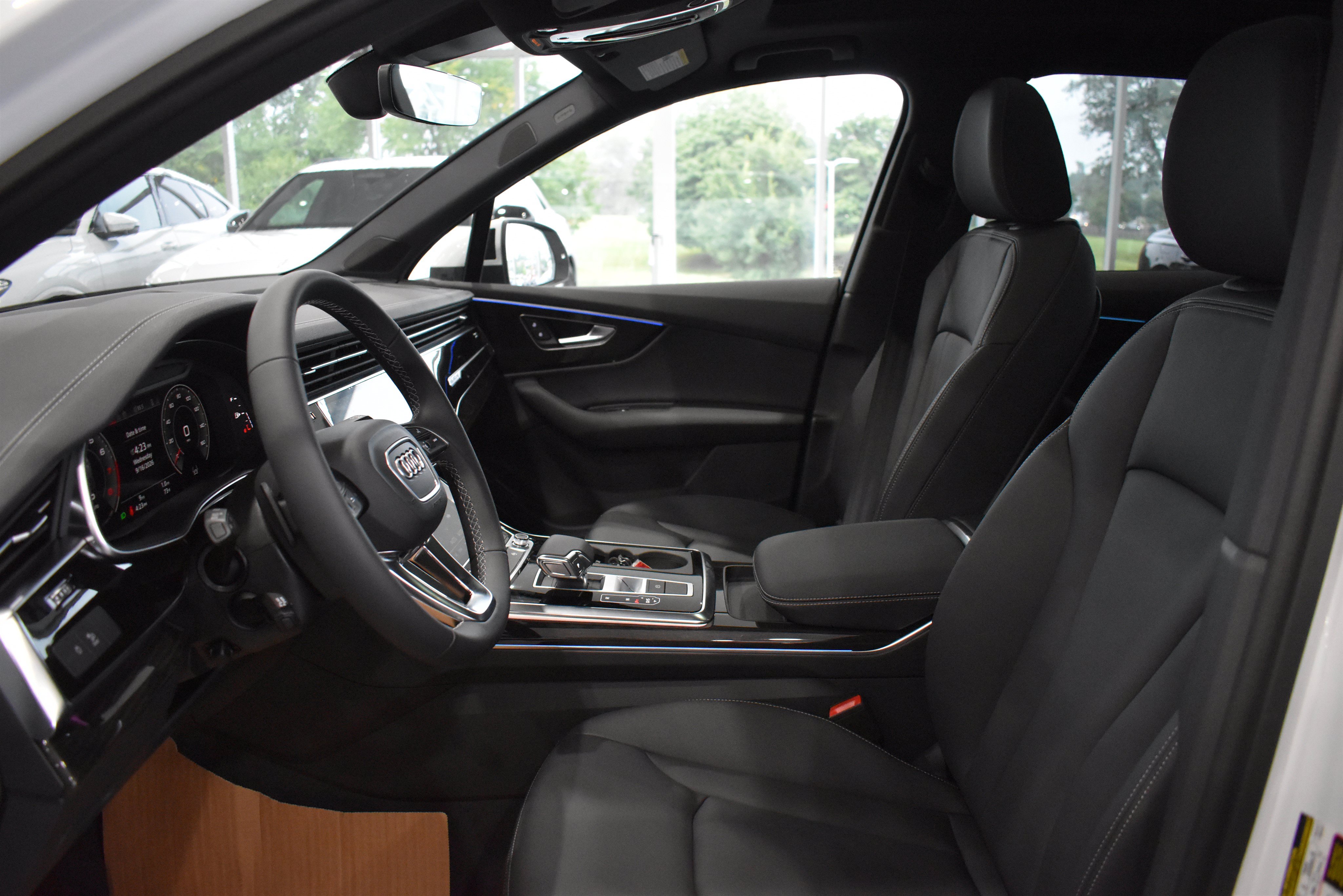 New 2026 Audi Q7 2.0T Premium AWD/4WD image 11