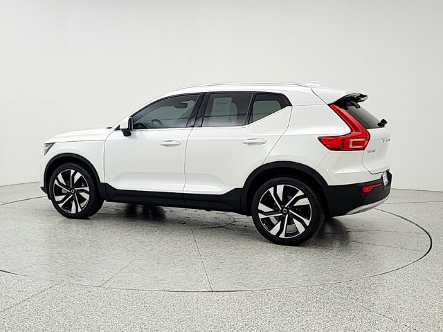 Used 2023 Volvo XC40 B5 Ultimate w/ Climate Package AWD/4WD image 7