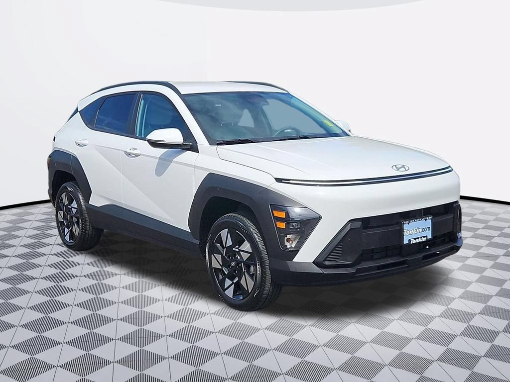 Certified 2025 Hyundai Kona SEL AWD/4WD image 8