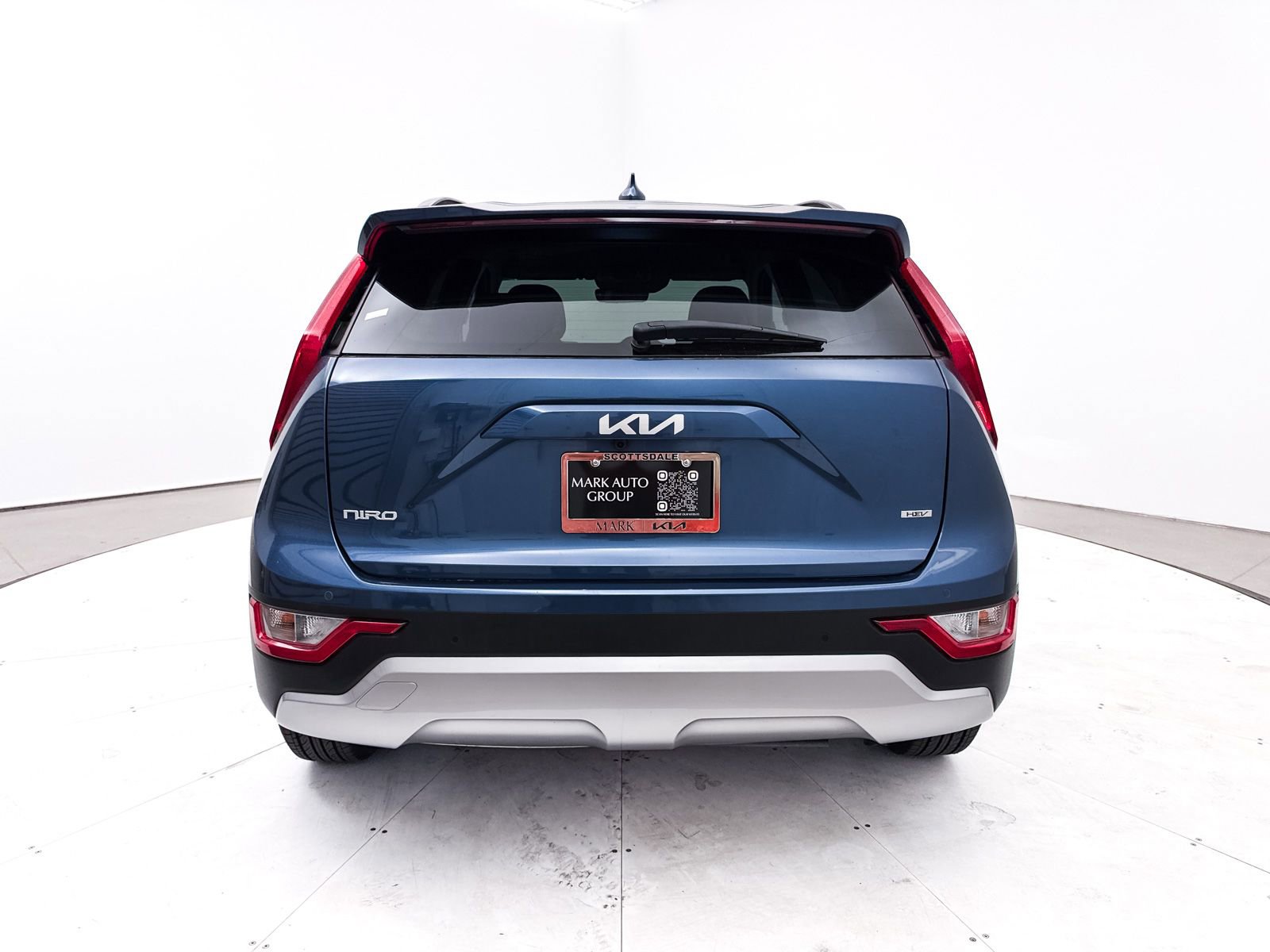 Certified 2024 Kia Niro EX Touring image 16