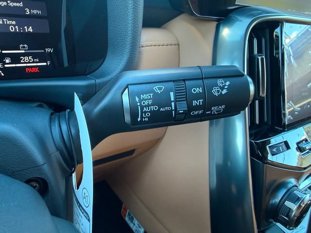New 2026 Lexus LX 700h Luxury AWD/4WD image 17