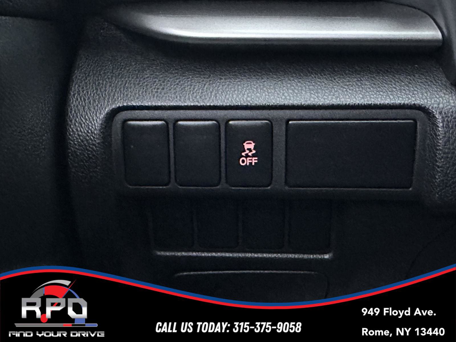 Used 2019 Mitsubishi Eclipse Cross SE image 24