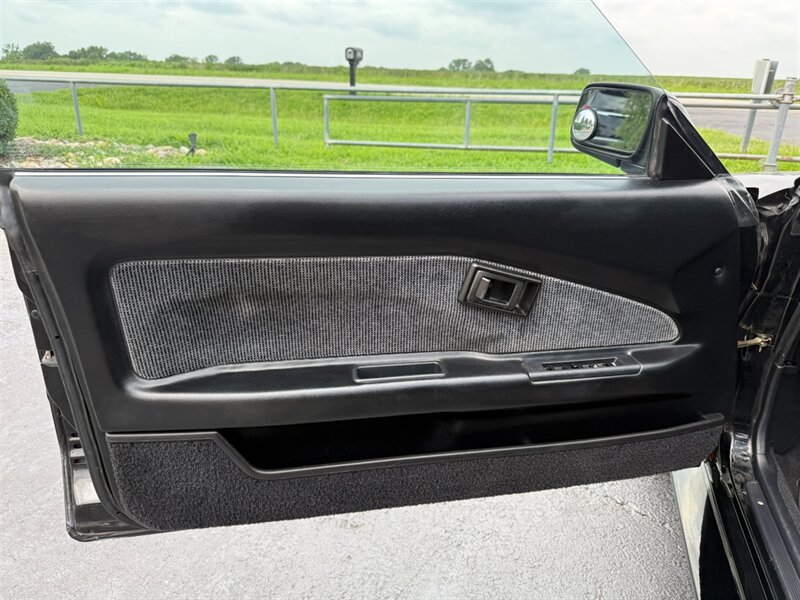 Used 1989 Toyota MR2 Supercharged RWD image 13