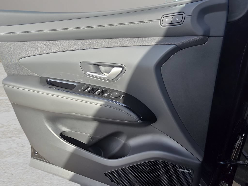New 2026 Hyundai Tucson Limited w/ Tow & Go Package AWD/4WD image 18