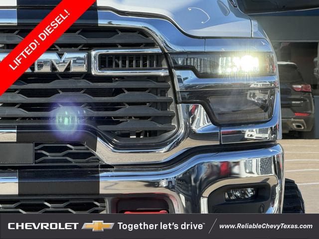 Used 2025 RAM 2500 Tradesman AWD/4WD image 4