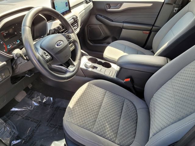 Used 2022 Ford Escape SE w/ Convenience Package FWD image 12