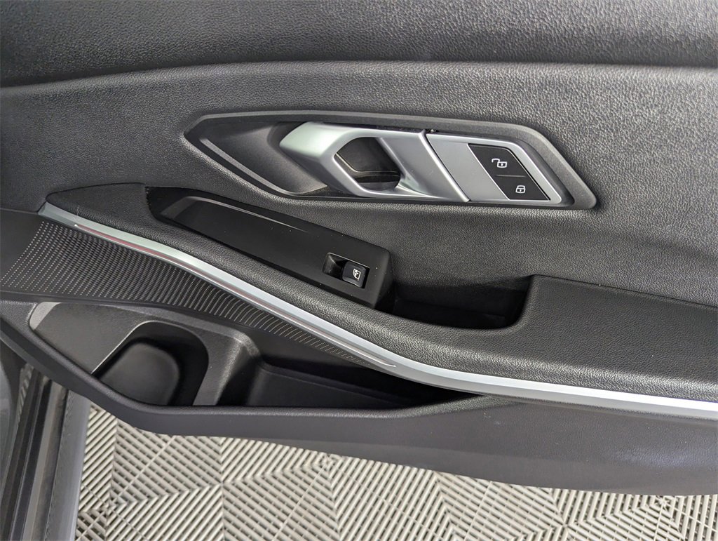 Used 2020 BMW M340i w/ Parking Assistance Package image 35