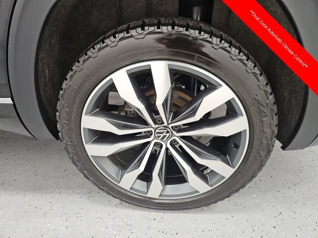 Used 2023 Volkswagen Atlas SEL Premium AWD/4WD image 10