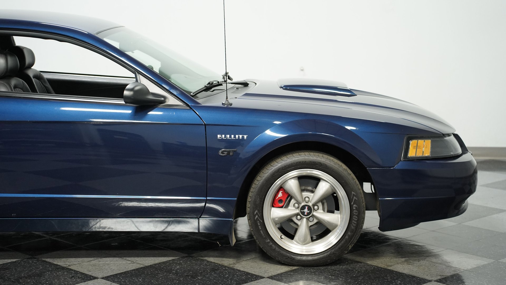 Used 2001 Ford Mustang Bullitt GT image 24