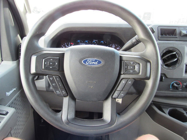 Used 2022 Ford E-350 and Econoline 350 Super Duty RWD image 26