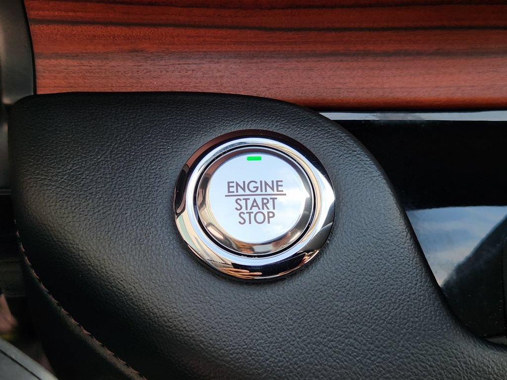 Used 2024 Lincoln Aviator Reserve w/ Equipment Group 201A RWD image 20