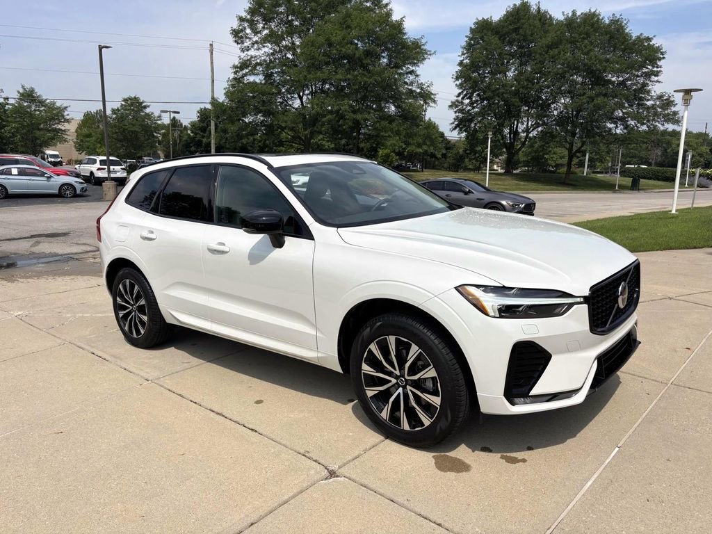 Used 2025 Volvo XC60 B5 Core w/ Protection Package Premier