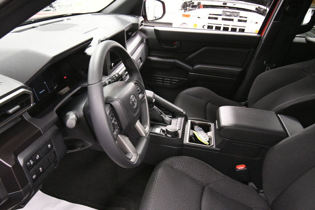 Used 2026 Toyota 4Runner SR5 image 19