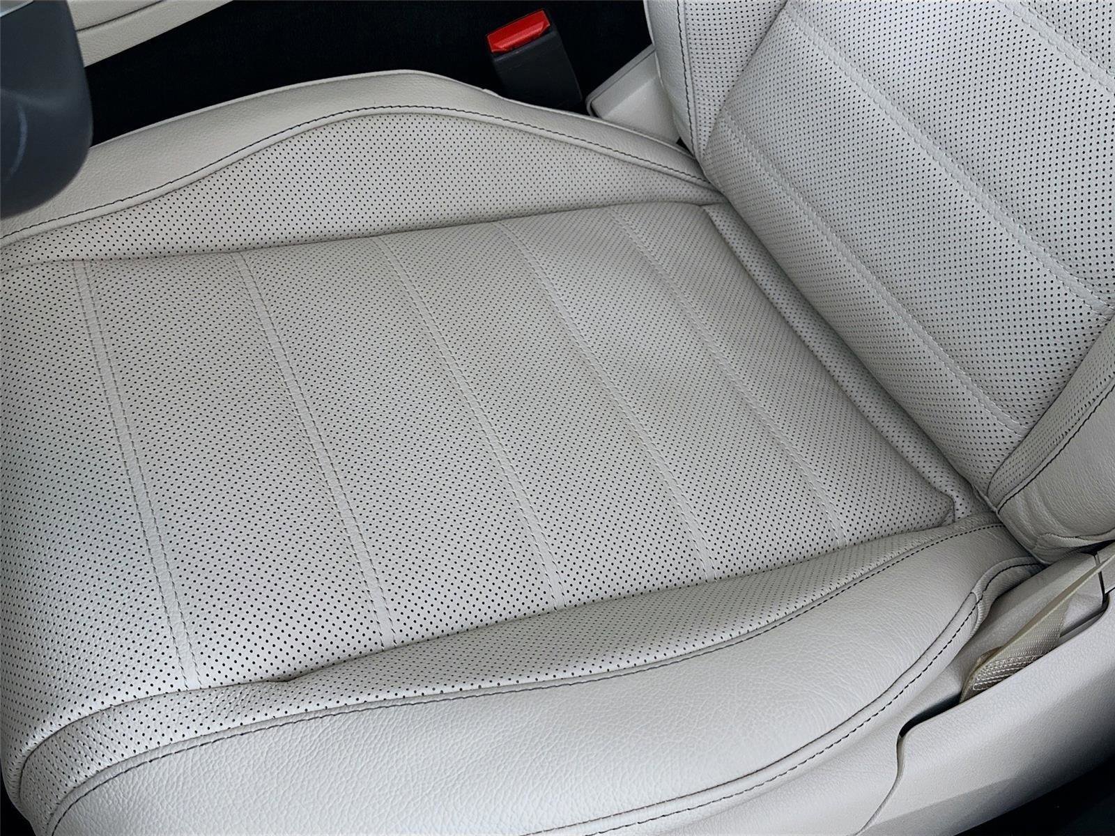 Certified 2026 Mercedes-Benz GLS 450 4MATIC image 25