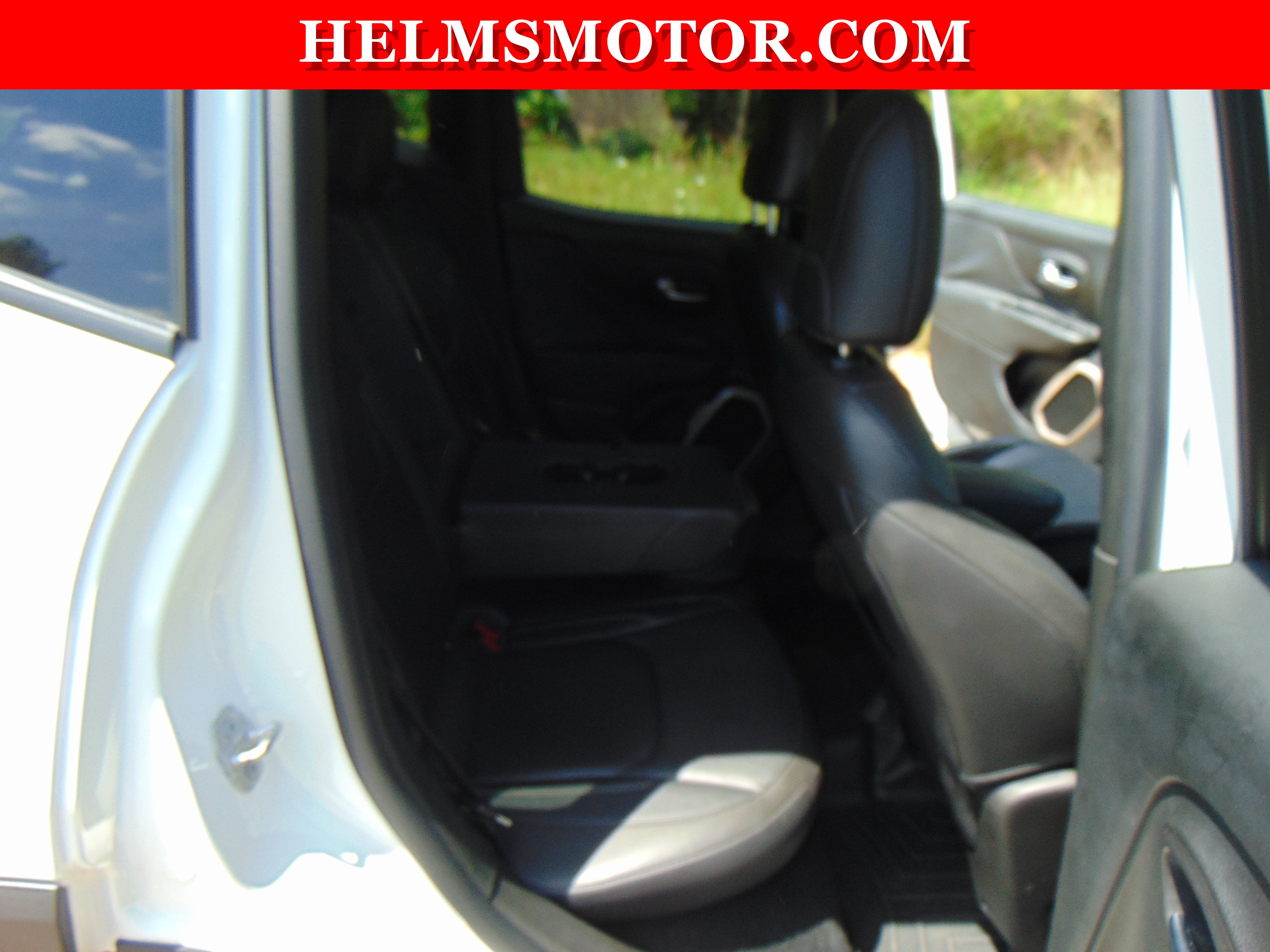 Used 2016 Jeep Renegade Limited FWD image 33