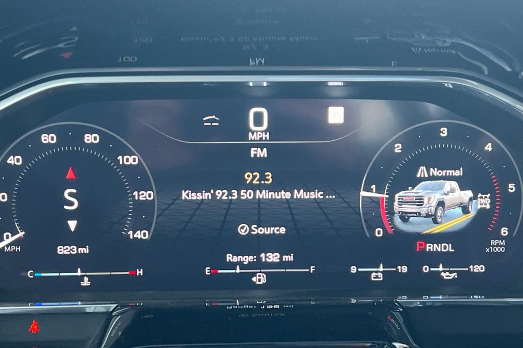 Used 2026 GMC Sierra 3500 SLT w/ SLT Premium Package image 21