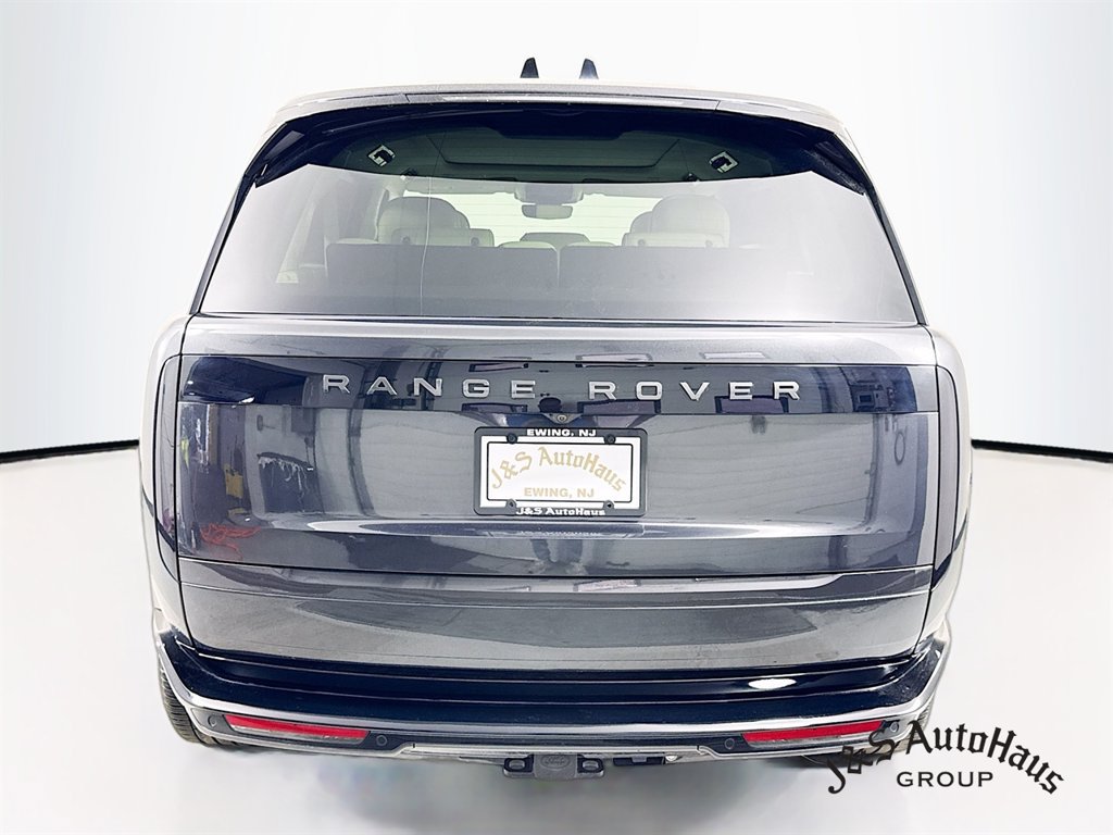 Used 2024 Land Rover Range Rover Long Wheelbase SE AWD/4WD image 6