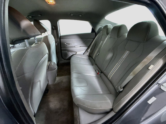 Used 2024 Hyundai Elantra SEL FWD image 24