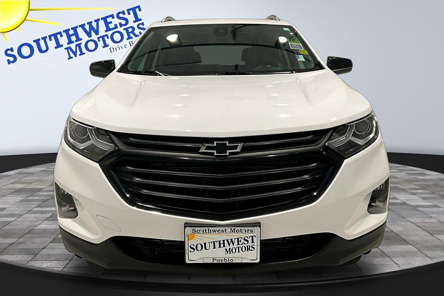 Used 2021 Chevrolet Equinox LT AWD/4WD image 2
