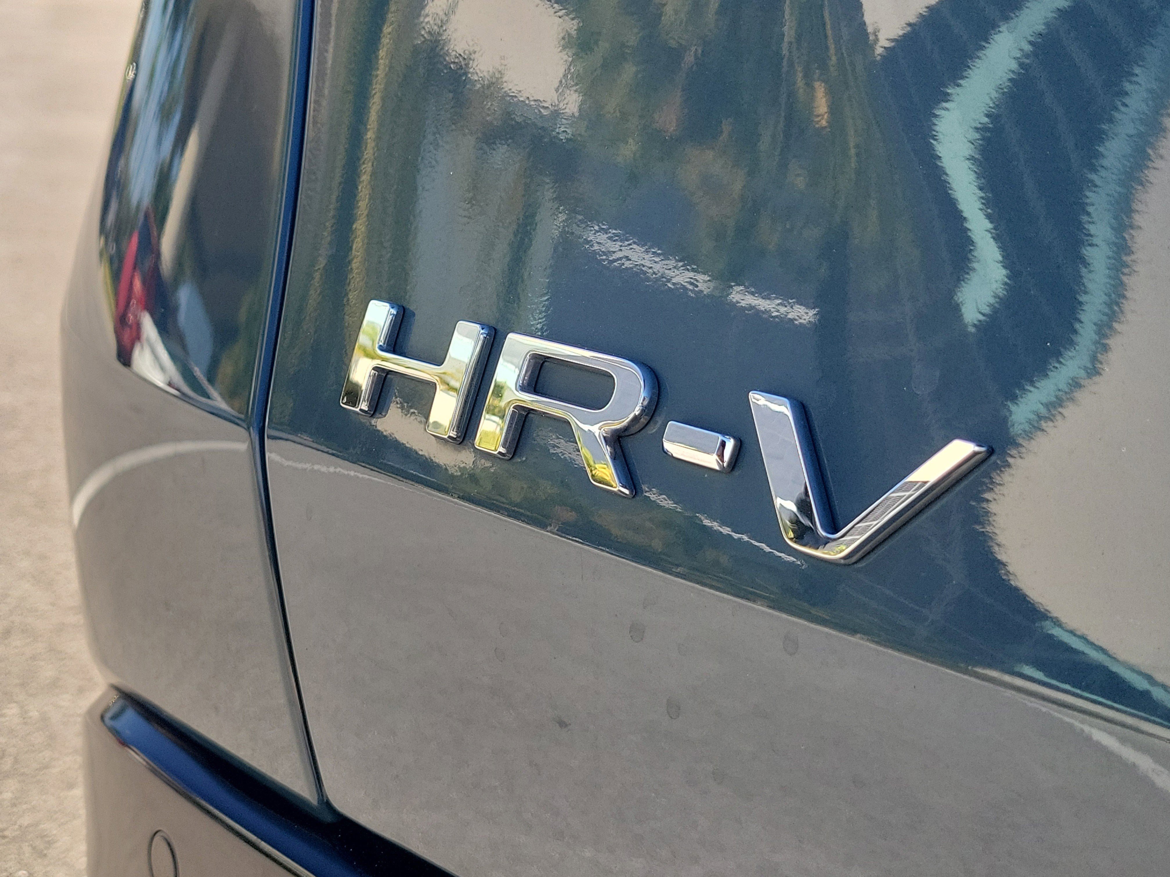 Used 2024 Honda HR-V EX-L image 9