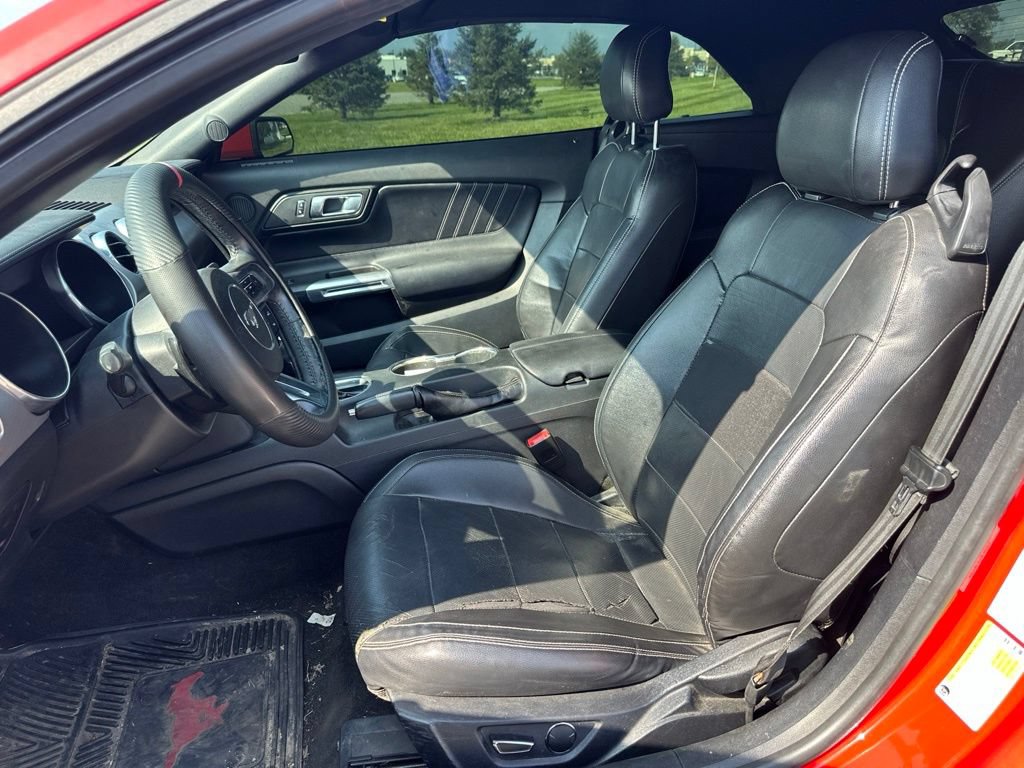 Used 2018 Ford Mustang Premium RWD image 13