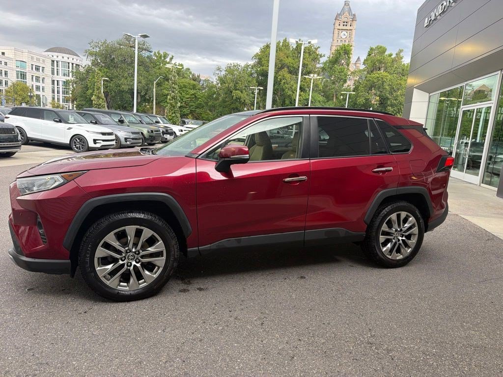 Used 2021 Toyota RAV4 Limited AWD/4WD image 11