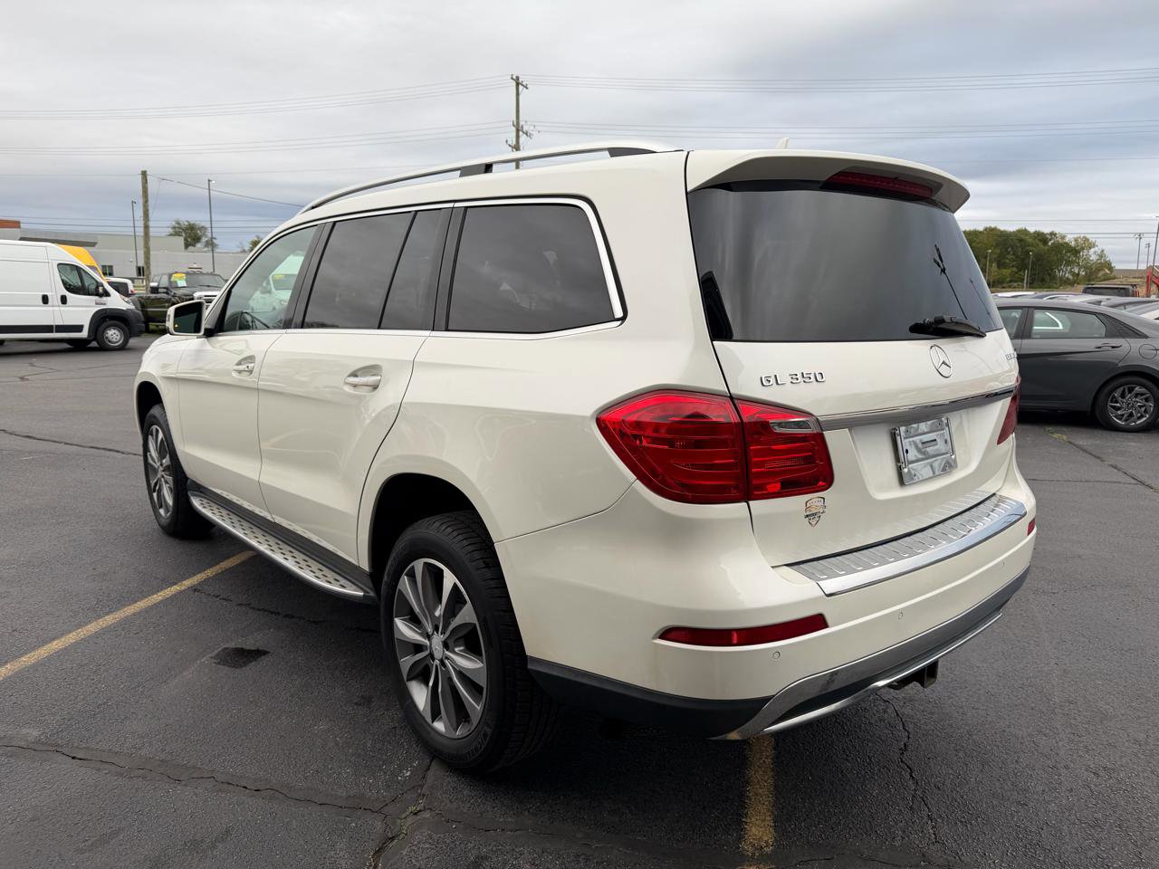 Used 2014 Mercedes-Benz GL 350 BlueTEC 4MATIC image 5
