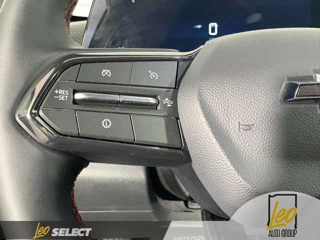 Used 2026 Chevrolet Equinox RS w/ LPO, Floor Liner Package AWD/4WD image 17